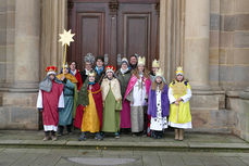 Aussendung der Sternsinger im Hohen Dom zu Fulda (Foto: Karl-Franz Thiede)